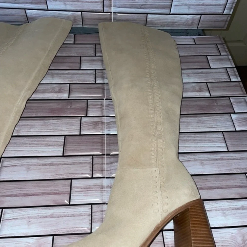 New Vince Camuto-Englea Square-Toe Boot Size 6 - Picture 5 of 11